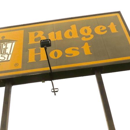 Budget Host Airport Inn ウォータービル エクステリア 写真